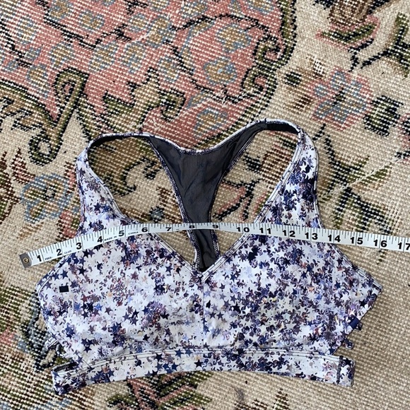 Victoria SPORT Bra with inserts, ADORABLE! Size Medium - Picture 6 of 8